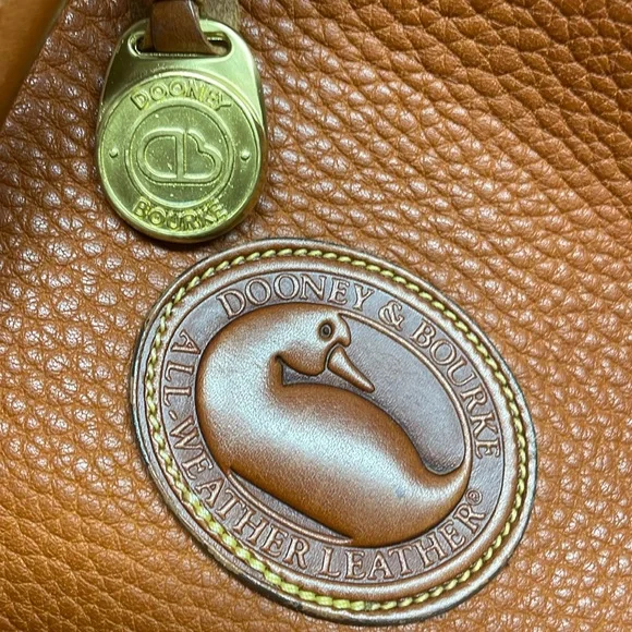 Vintage Dooney & Burke purse and matching wallet - Picture 2 of 14